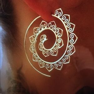 Gold Spiral Toothed Earrings